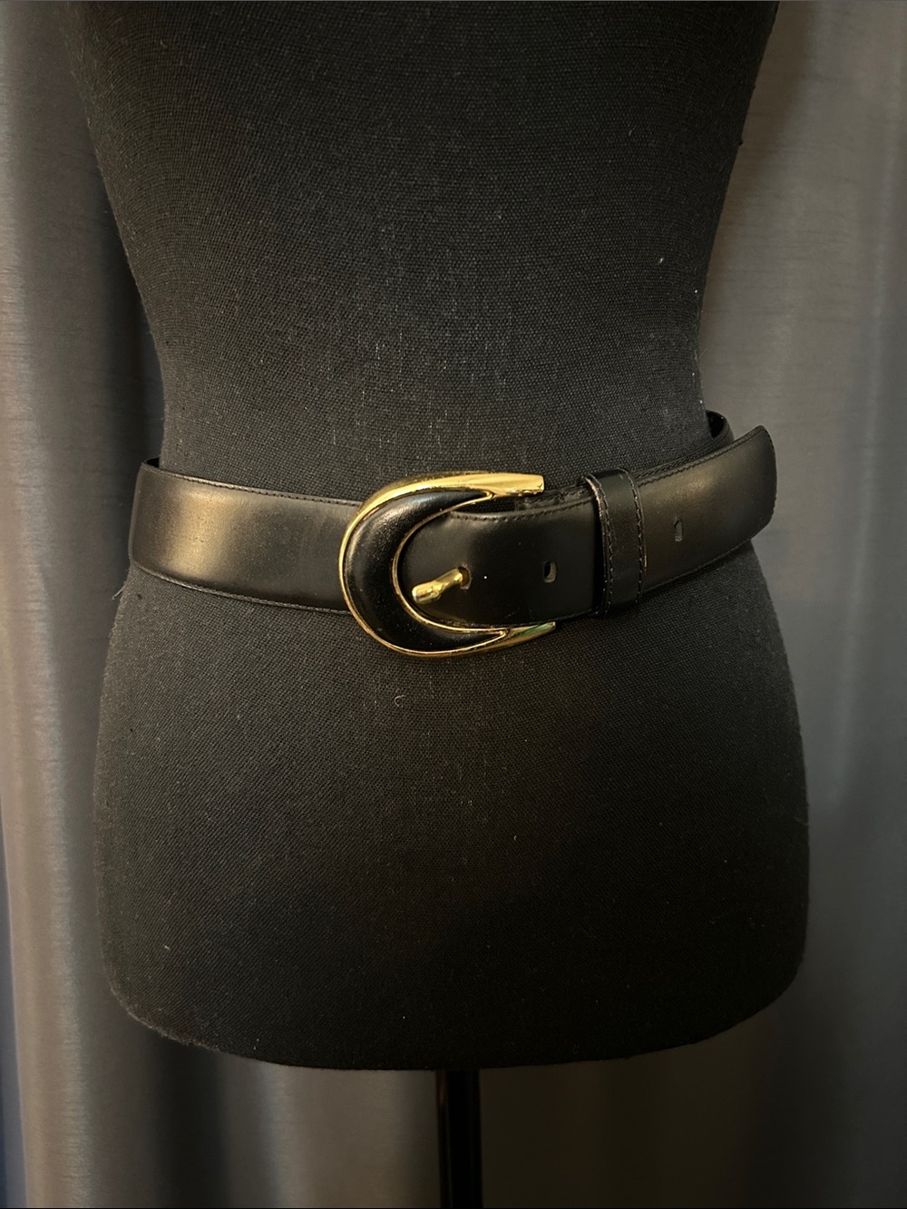 Liz Claiborne Black Leather Belt with Gold Curved Buckle